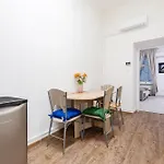 Rowena Holiday Home